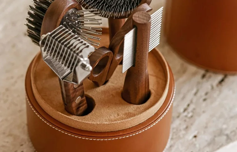 Luxury dog grooming kit by Pagerie
